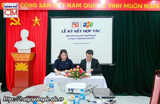 lễ ký kết hợp tác với công ty cổ phần bán lẻ kỹ thuật số FPT ảnh 3 365bet com
